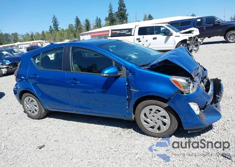 2016 Toyota Prius C Two z USA, uszkodzony, nr VIN JTDKDTB34G1139915